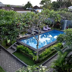 la-house-apartment.hotelsseminyak.net/